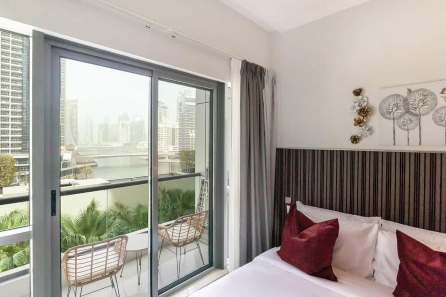 Luxurious 1 Bedroom Apartment In The Dubai Marina! Zewnętrze zdjęcie